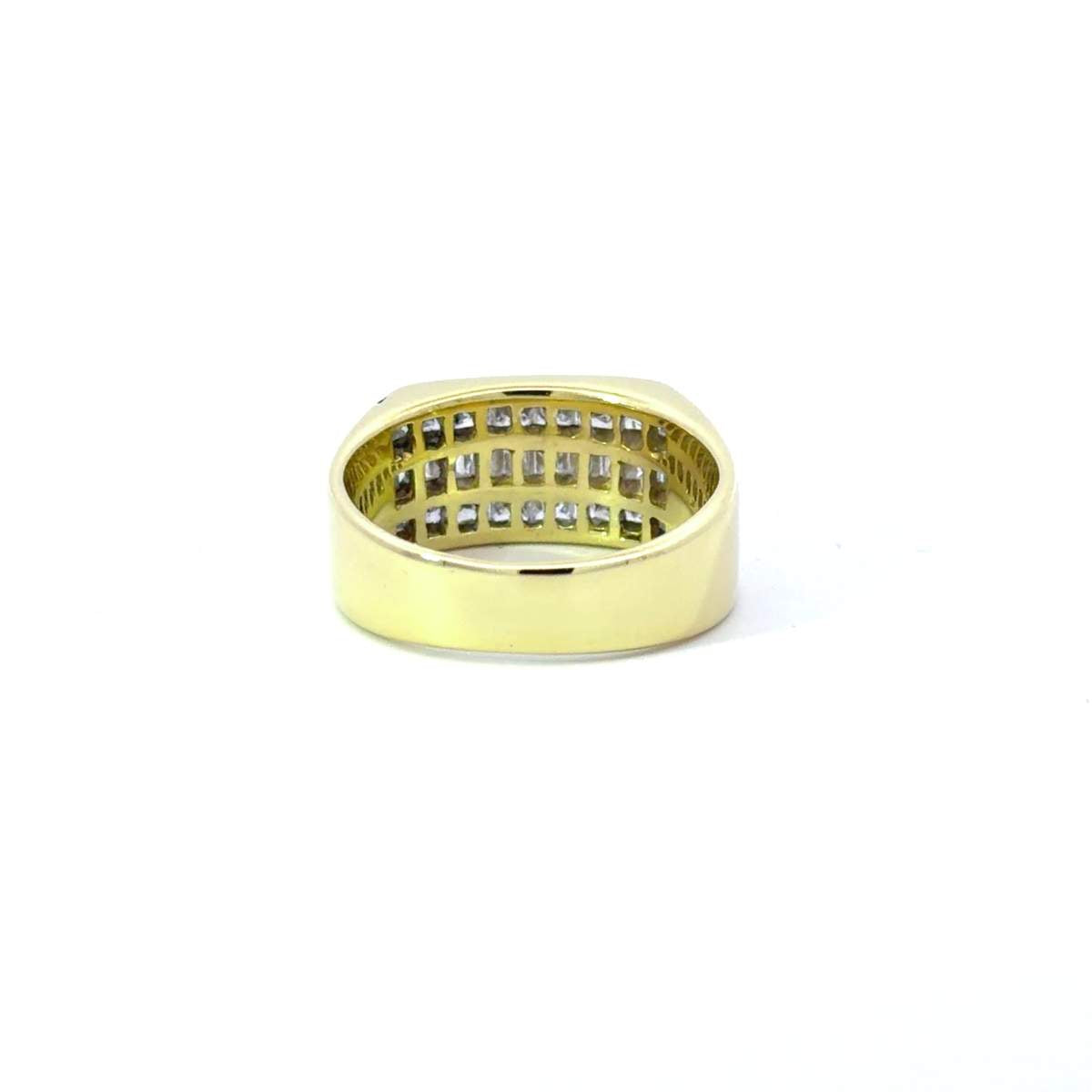 18kt Gold Invisibly Set Diamond Ring