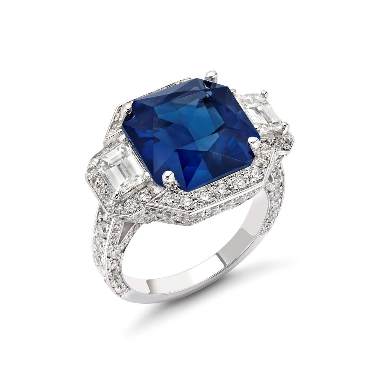 18kt Gold Sapphire & Diamond Ring