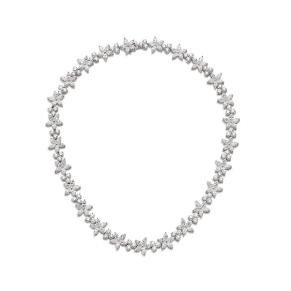 18kt Diamond Flower Necklace
