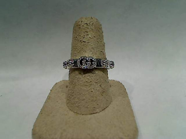 18KT WG GUCCI FLORA RING