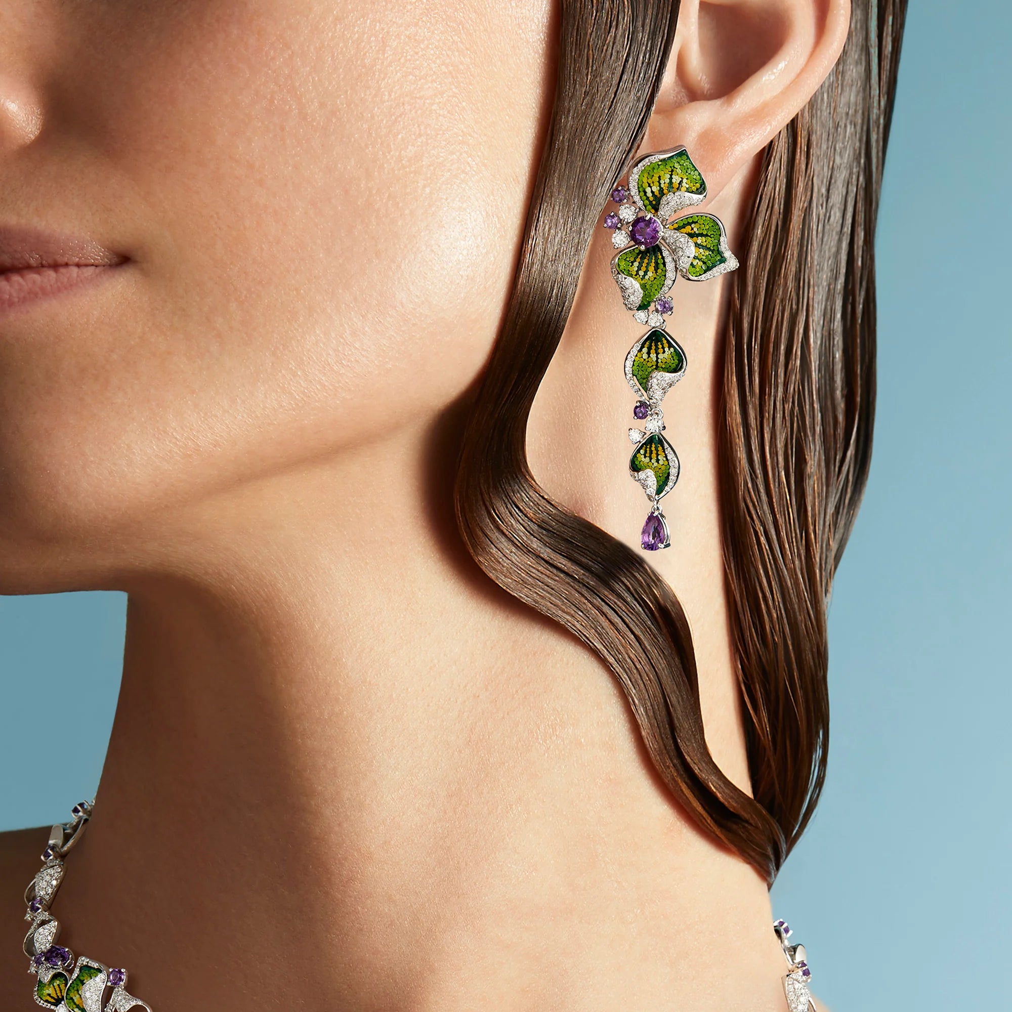 Woman wearing Iris Mauve Earrings