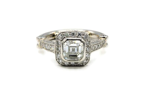 ASSCHER CUT DIAMOND ENGAGEMENT RING