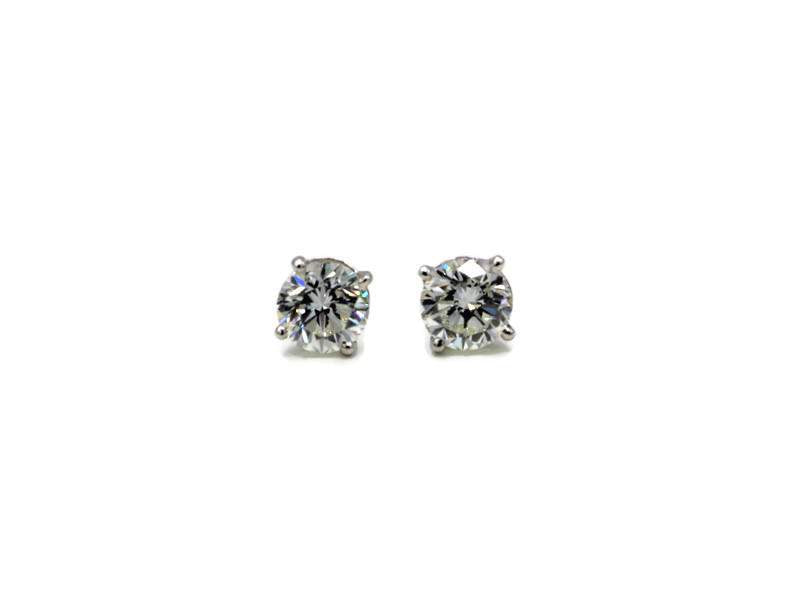 ROUND DIAMOND STUD EARRINGS