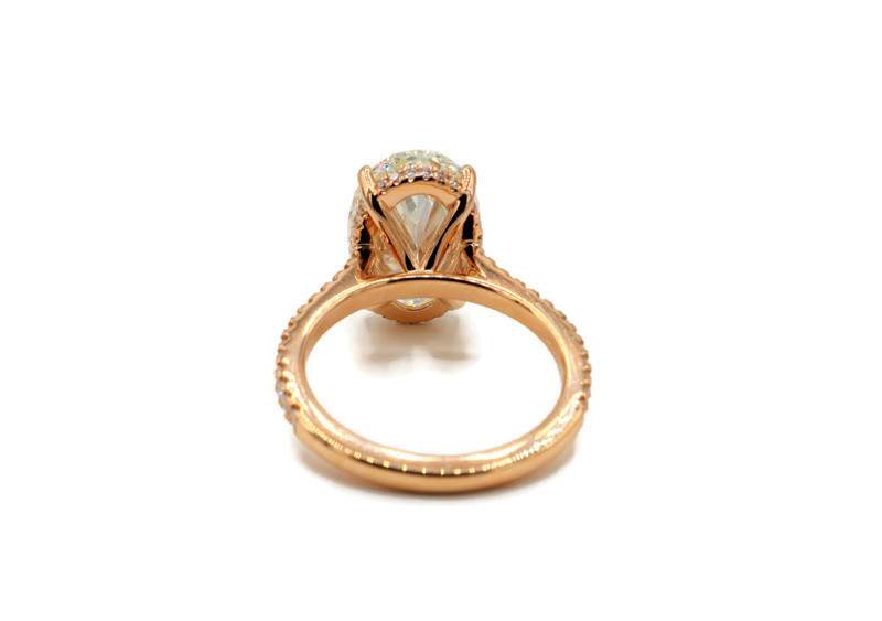 CUSTOM DESIGNED OVAL DIAMOND ENGAGEMENT RING