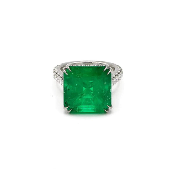 CUSTOM COLOMBIAN EMERALD AND DIAMOND RING