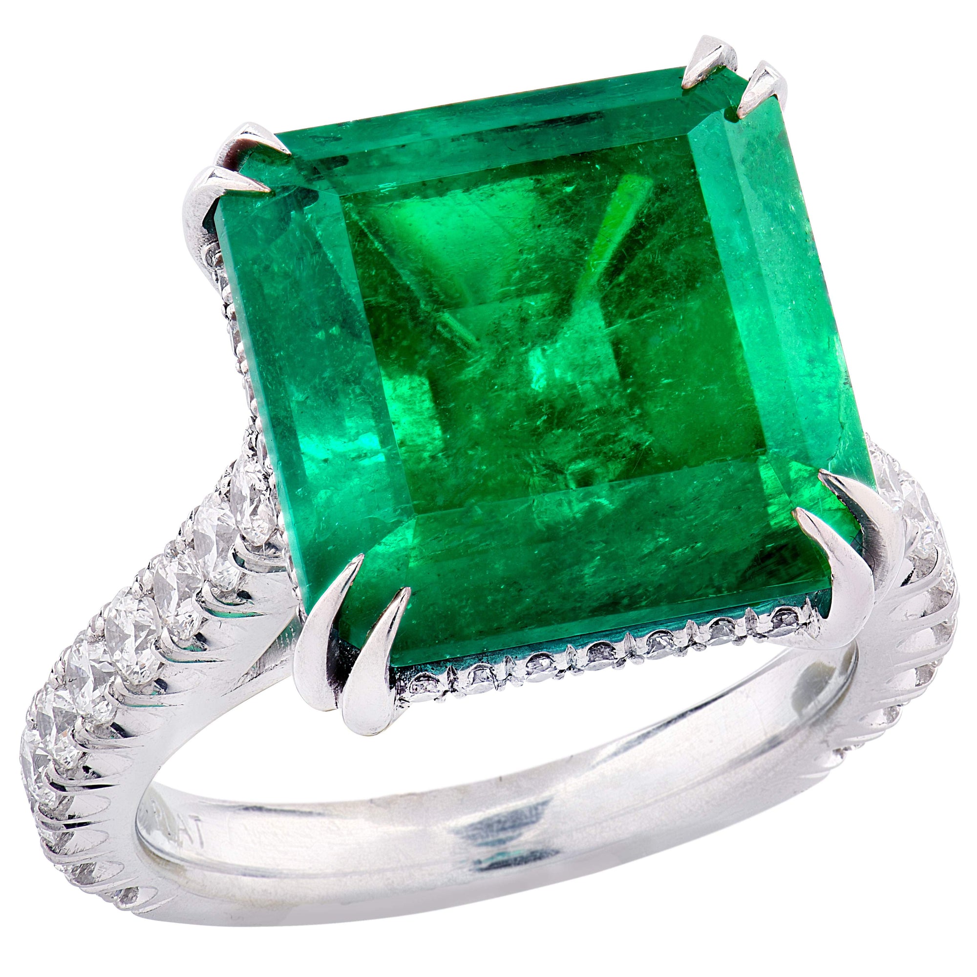 CUSTOM DESIGN COLOMBIAN EMERALD AND DIAMOND RING