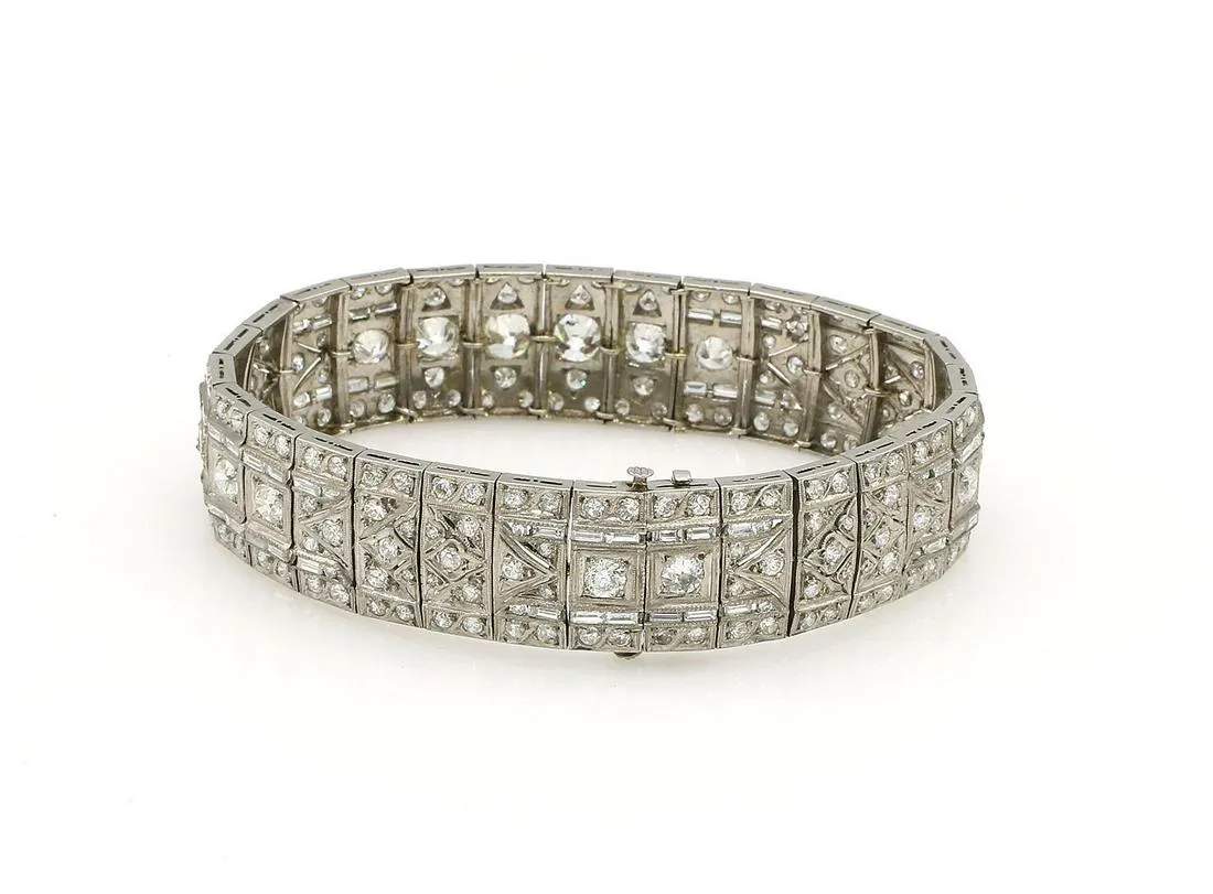 PLATINUM DECO DIAMOND BRACELET