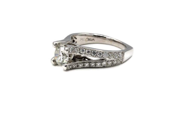 ROUND DIAMOND ENGAGEMENT RING