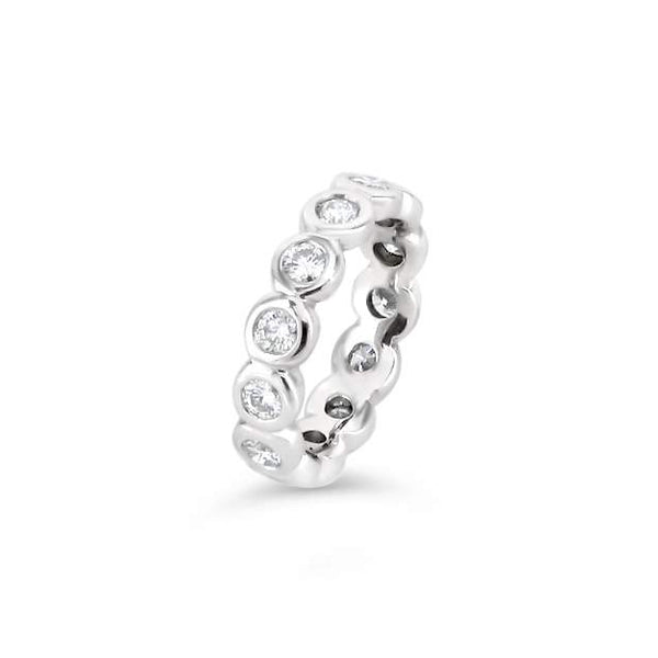 ROUND DIAMOND BEZEL SET BAND