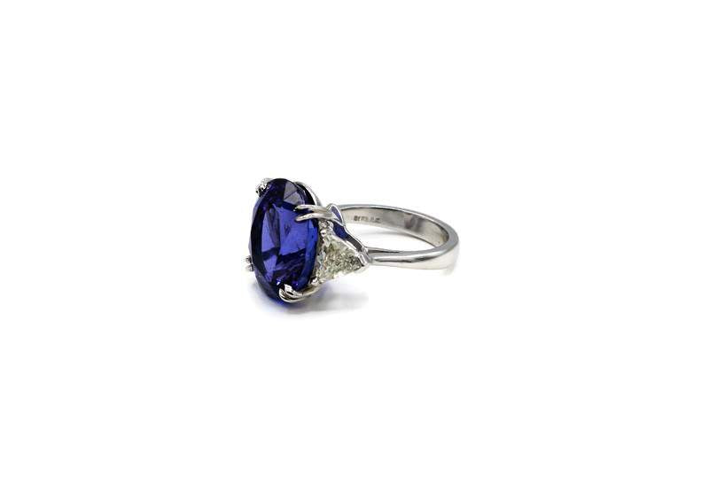 TANZANITE AND DIAMOND RING