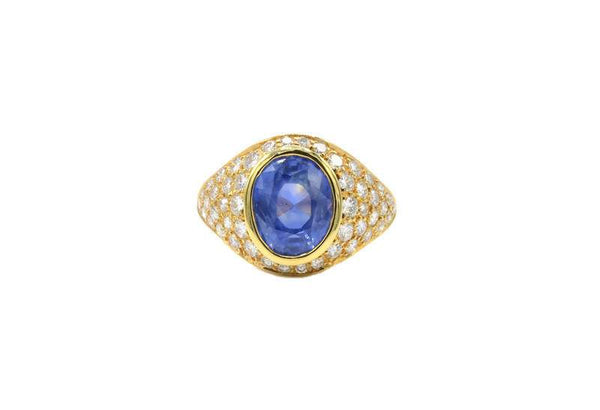 SAPPHIRE AND DIAMOND RING