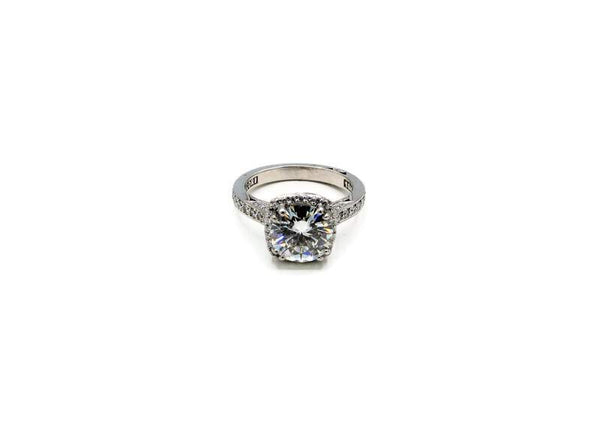 TACORI ROUND DIAMOND HALO ENGAGEMENT RING