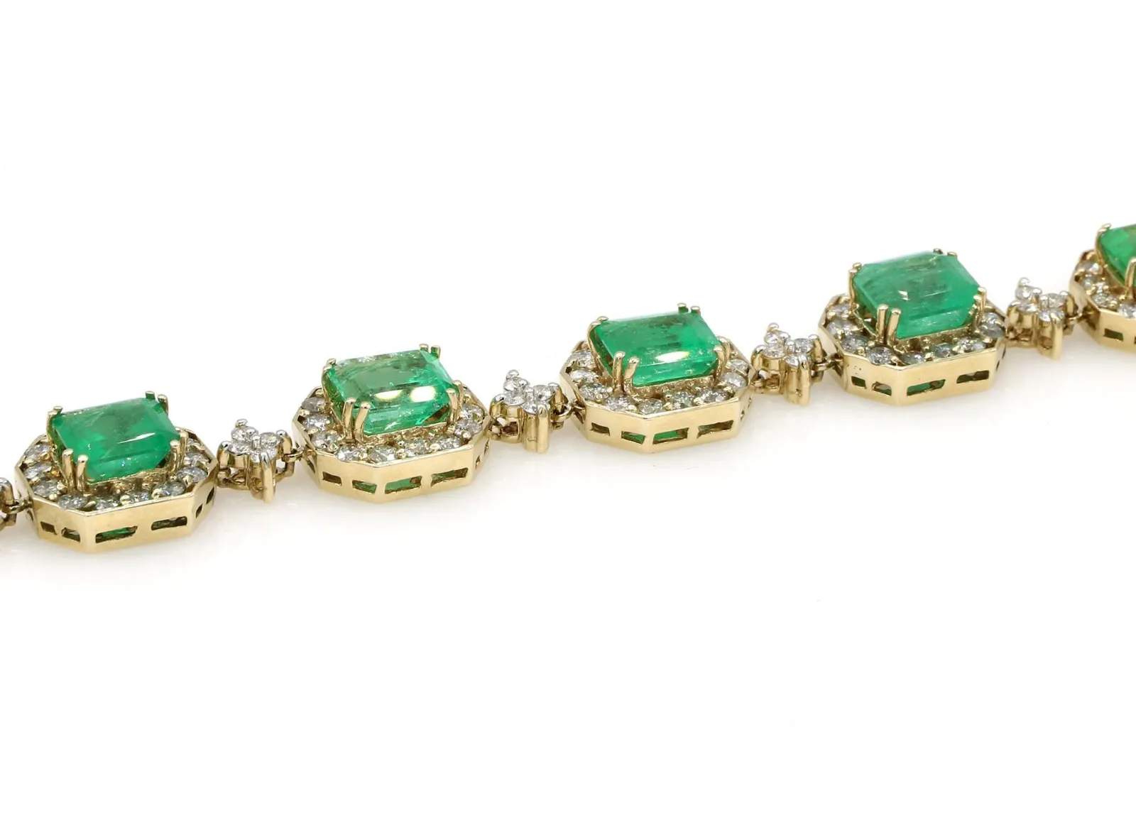EMERALD AND DIAMOND BRACELET