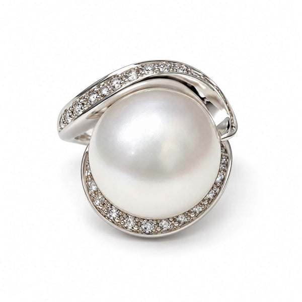 Cultured South Sea Pearl and Diamond Ring