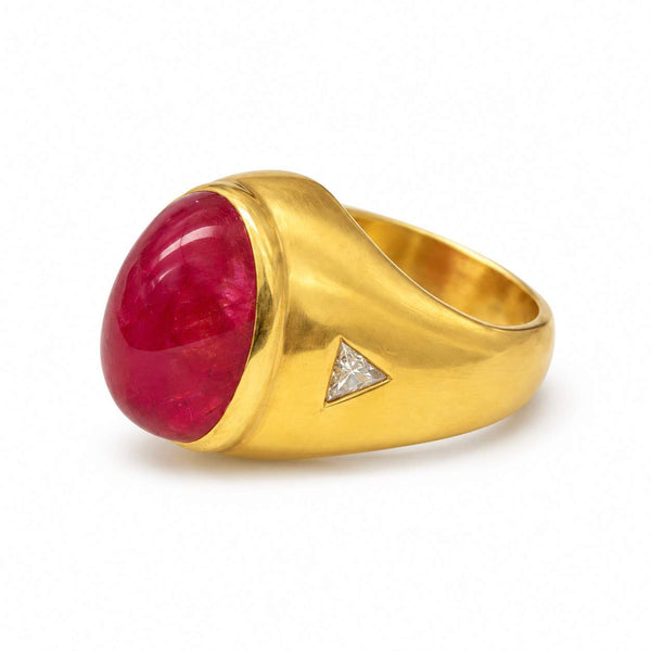 Cabochon Ruby & Diamond Ring