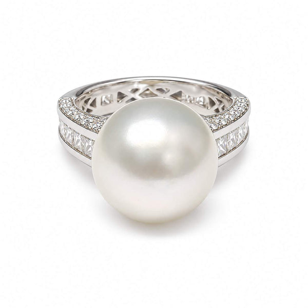 South Sea Cultured Pearl & Diamond Ring