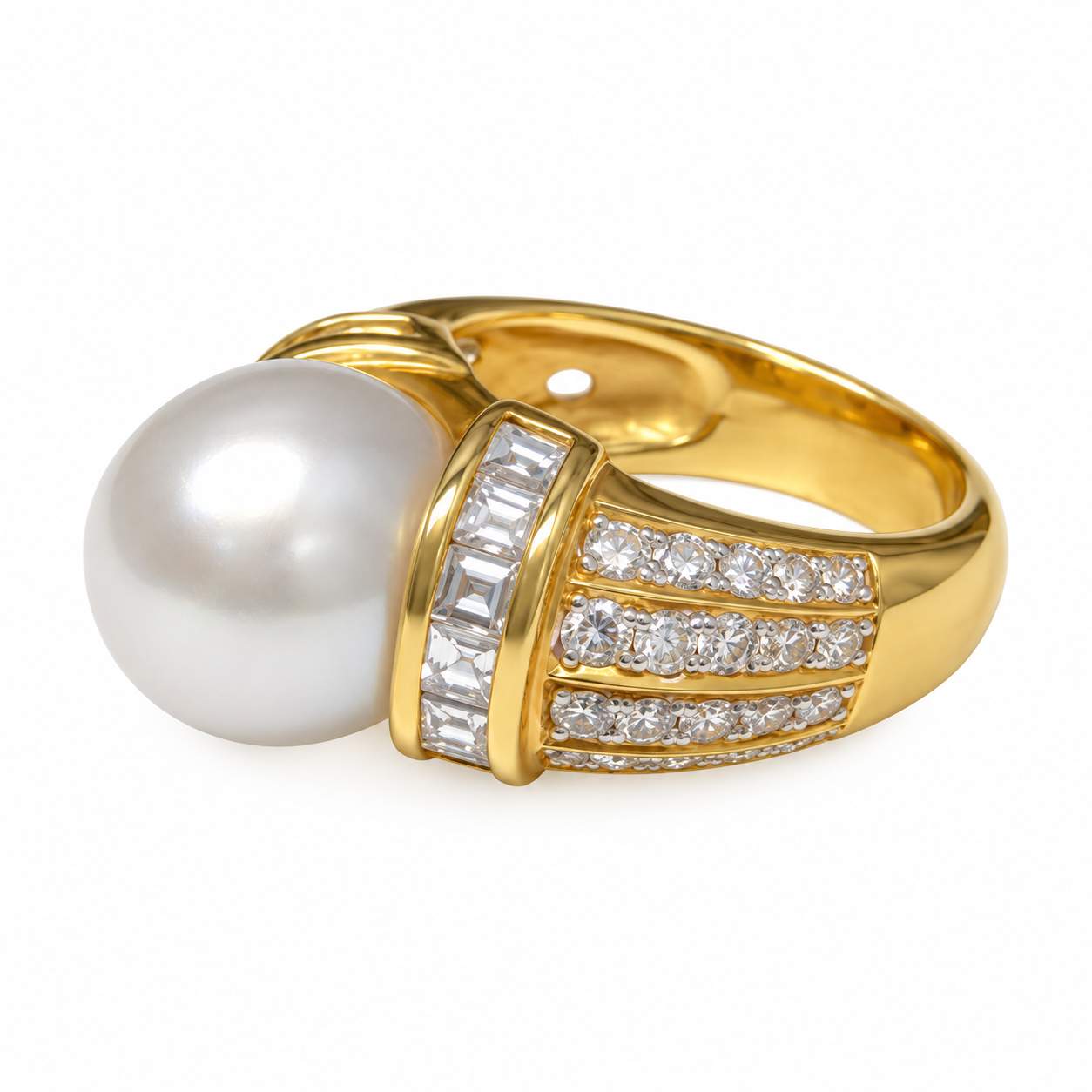 South Sea Cultured Pearl & Diamond Ring