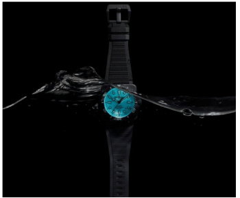 Lifestyle Image- Men's watch float in watch